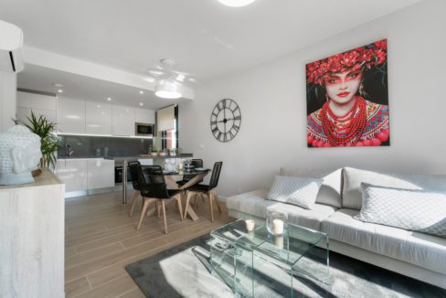 003 HD Corner Penthouse